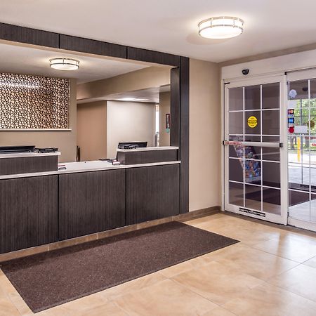 Candlewood Suites - Topeka West By Ihg Exterior photo