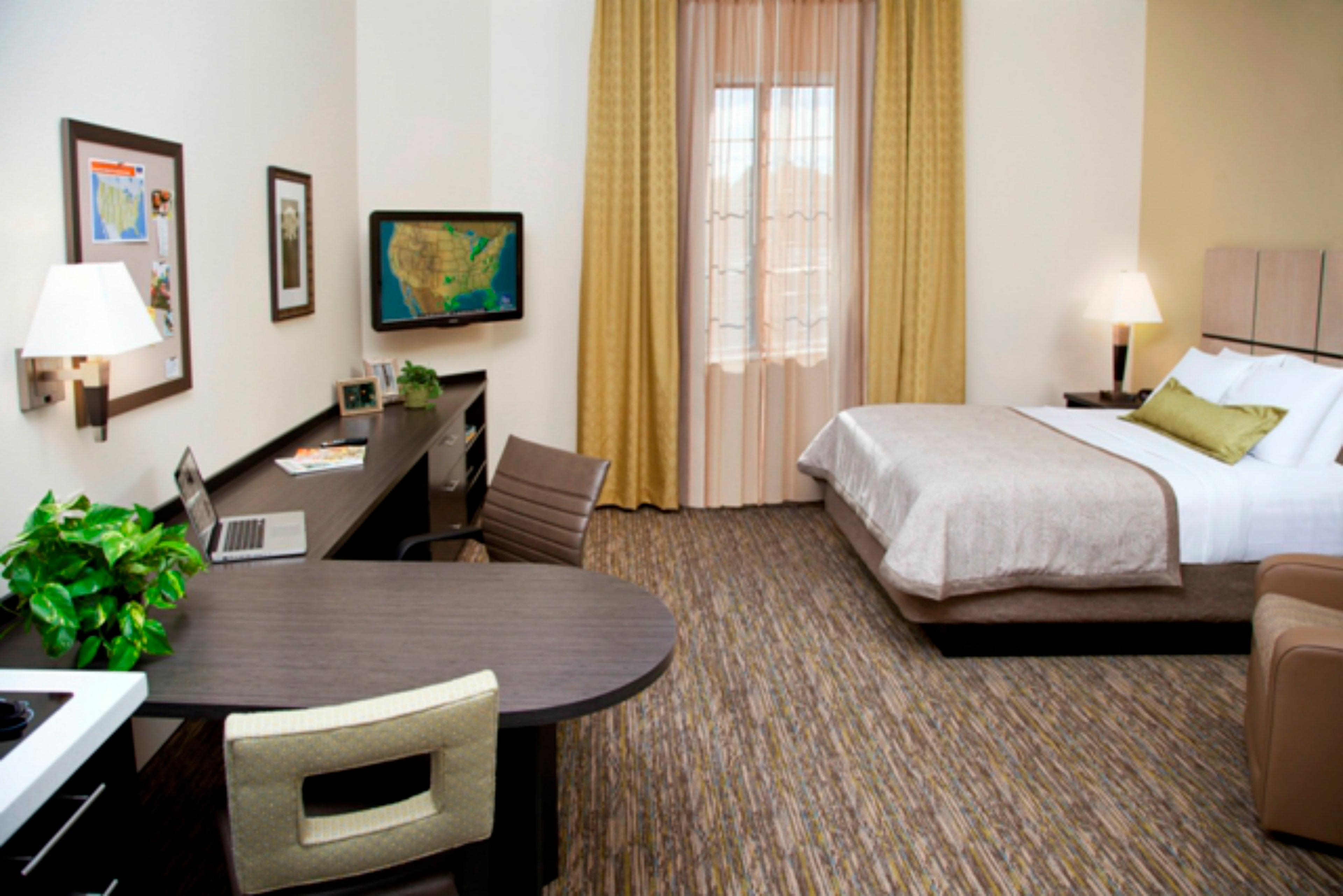 Candlewood Suites - Topeka West By Ihg Exterior photo