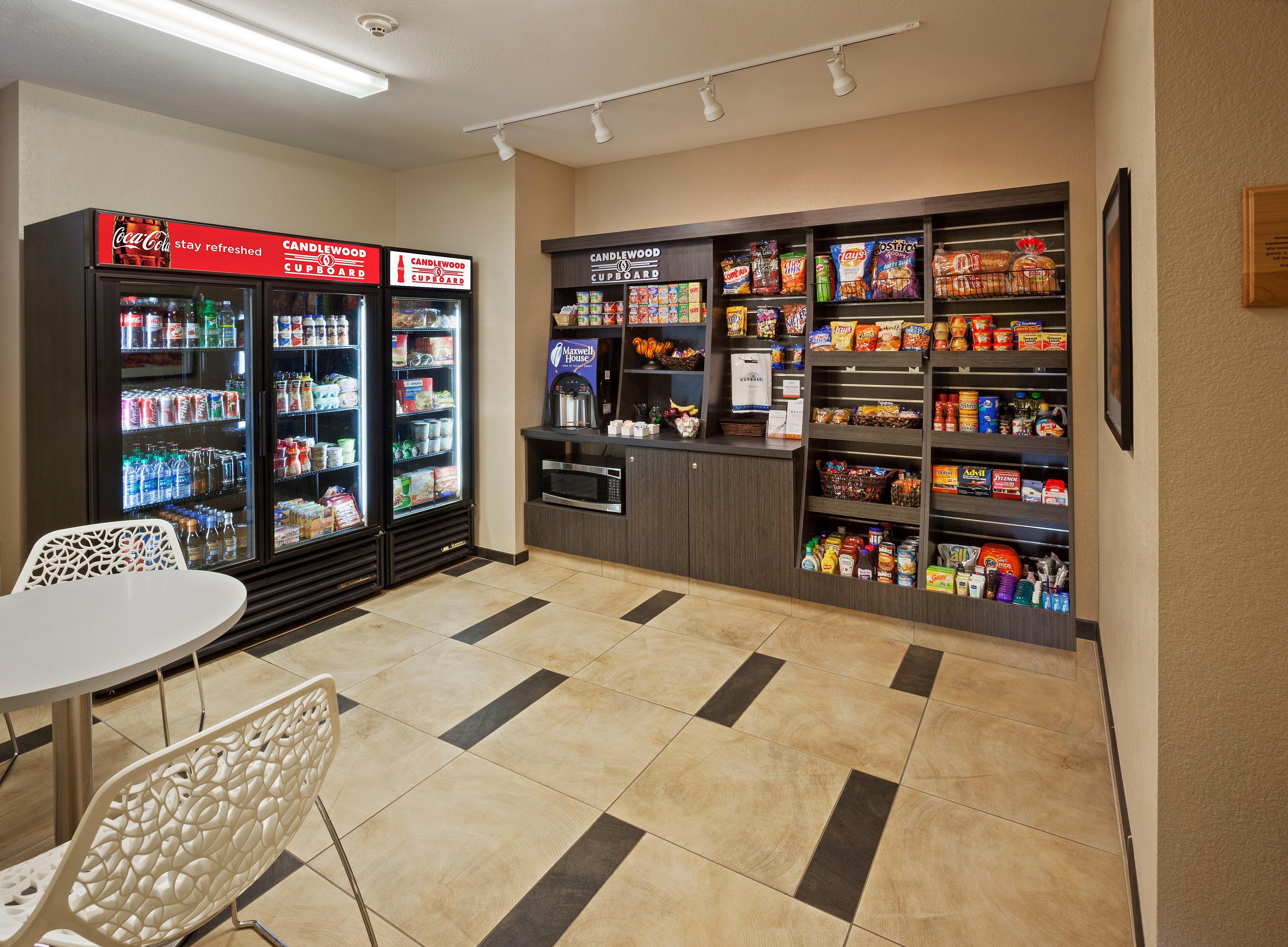 Candlewood Suites - Topeka West By Ihg Exterior photo